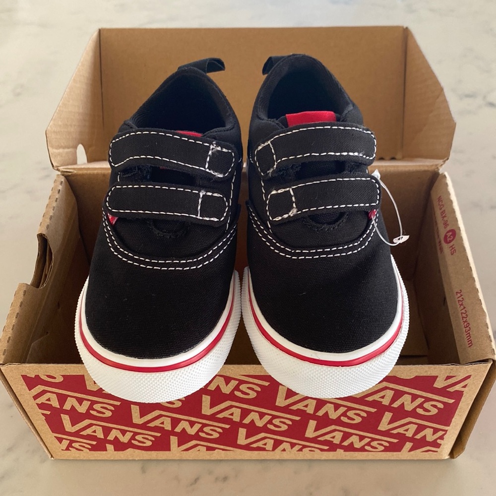 Toddler Vans Size 6 (Flame Checkers Black and White)